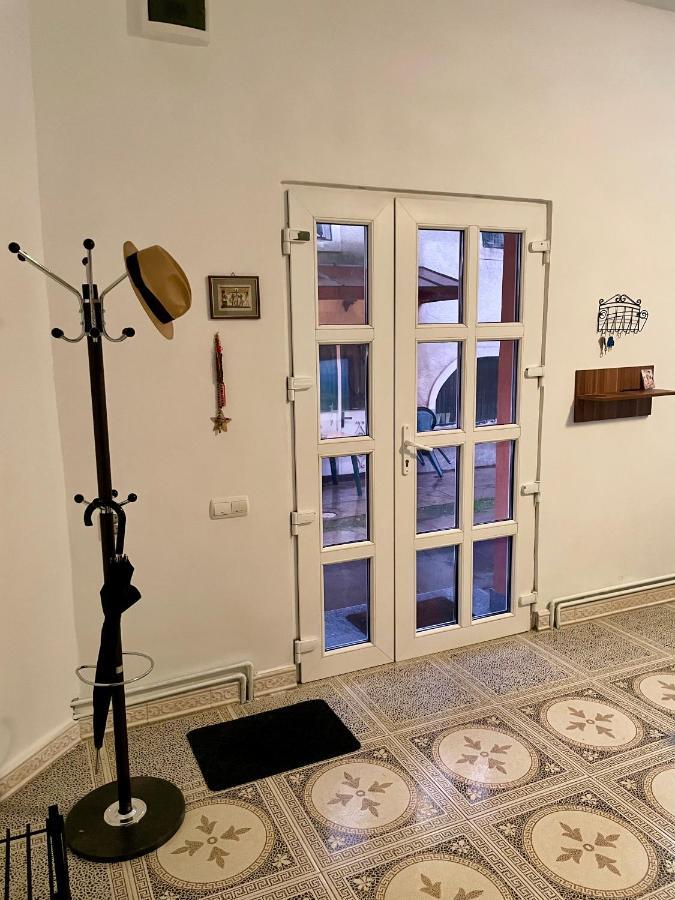 Mosaico Alfetta Hostel Τιμισοάρα Εξωτερικό φωτογραφία