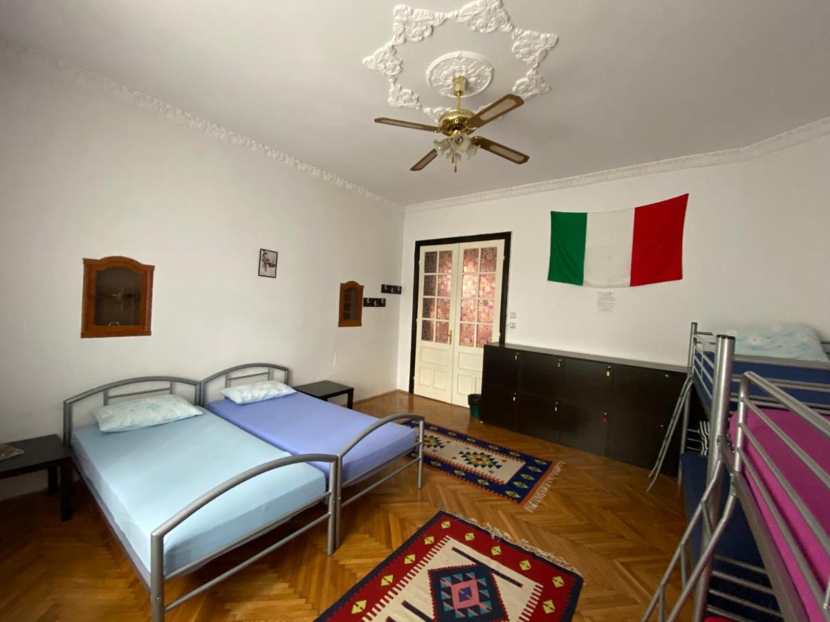 Mosaico Alfetta Hostel Τιμισοάρα Εξωτερικό φωτογραφία